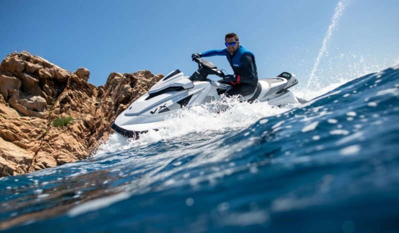 Jet Ski (WaveRunner) VX Cruiser